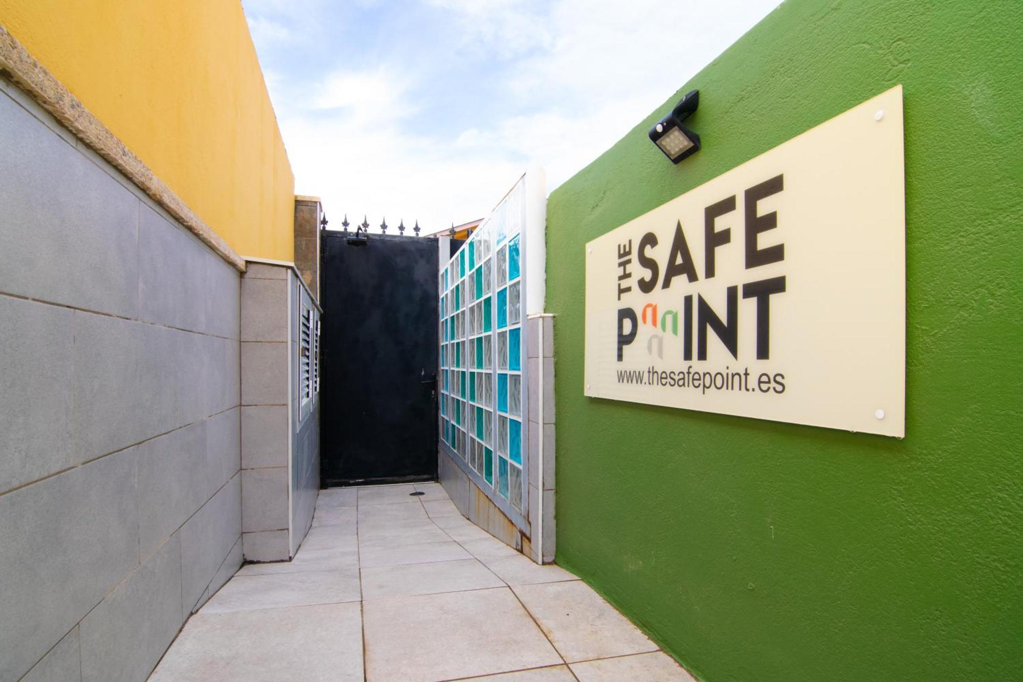The Safe Point Suites Castillo Castillo del Romeral Exterior foto