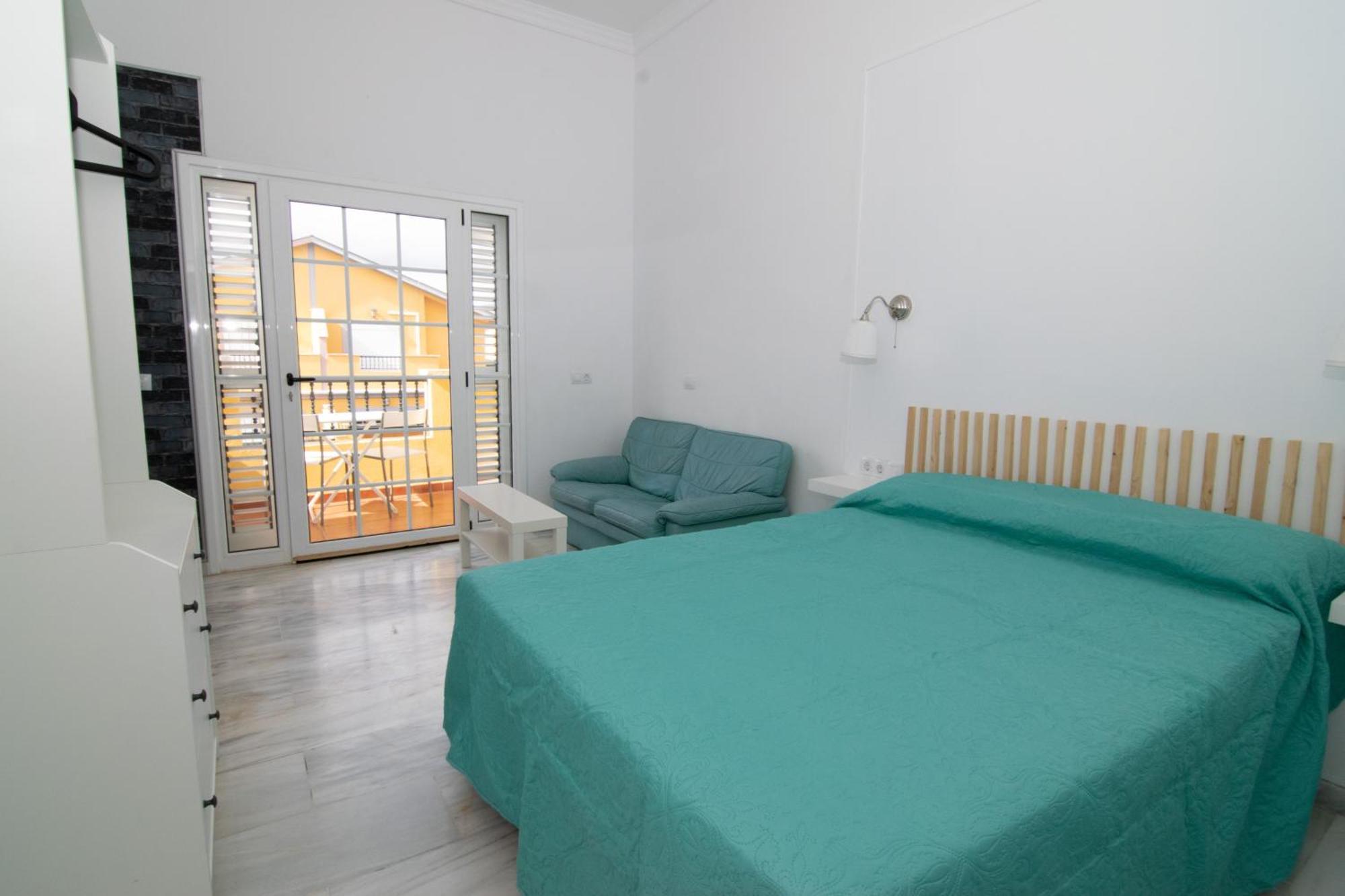 The Safe Point Suites Castillo Castillo del Romeral Exterior foto